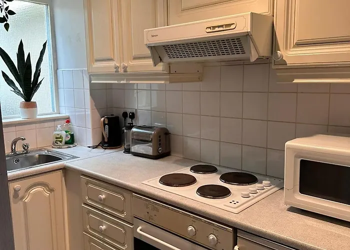 Compact 1 Bedroom Sofa Bed Next To Guinness