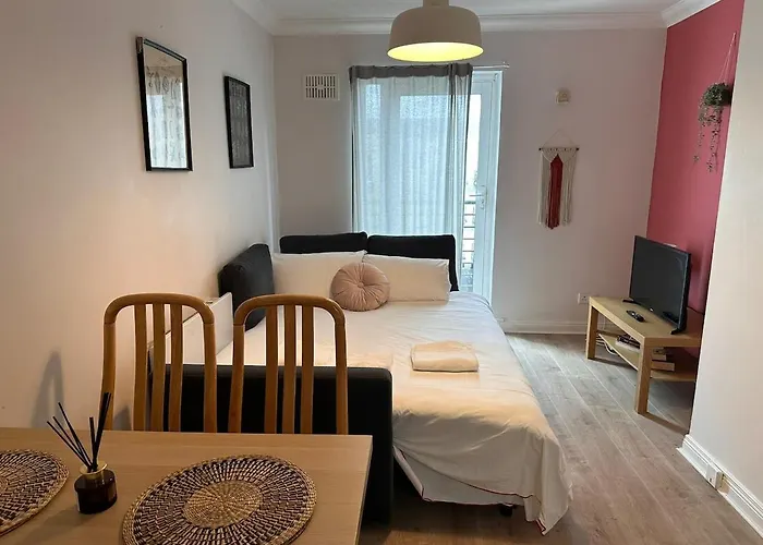 Apartament Compact 1 Bedroom Sofa Bed Next To Guinness